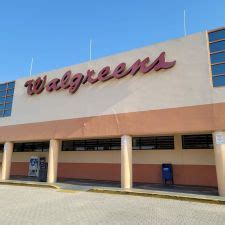 2855 STIRLING RD, Ft Lauderdale, FL 33312 .
